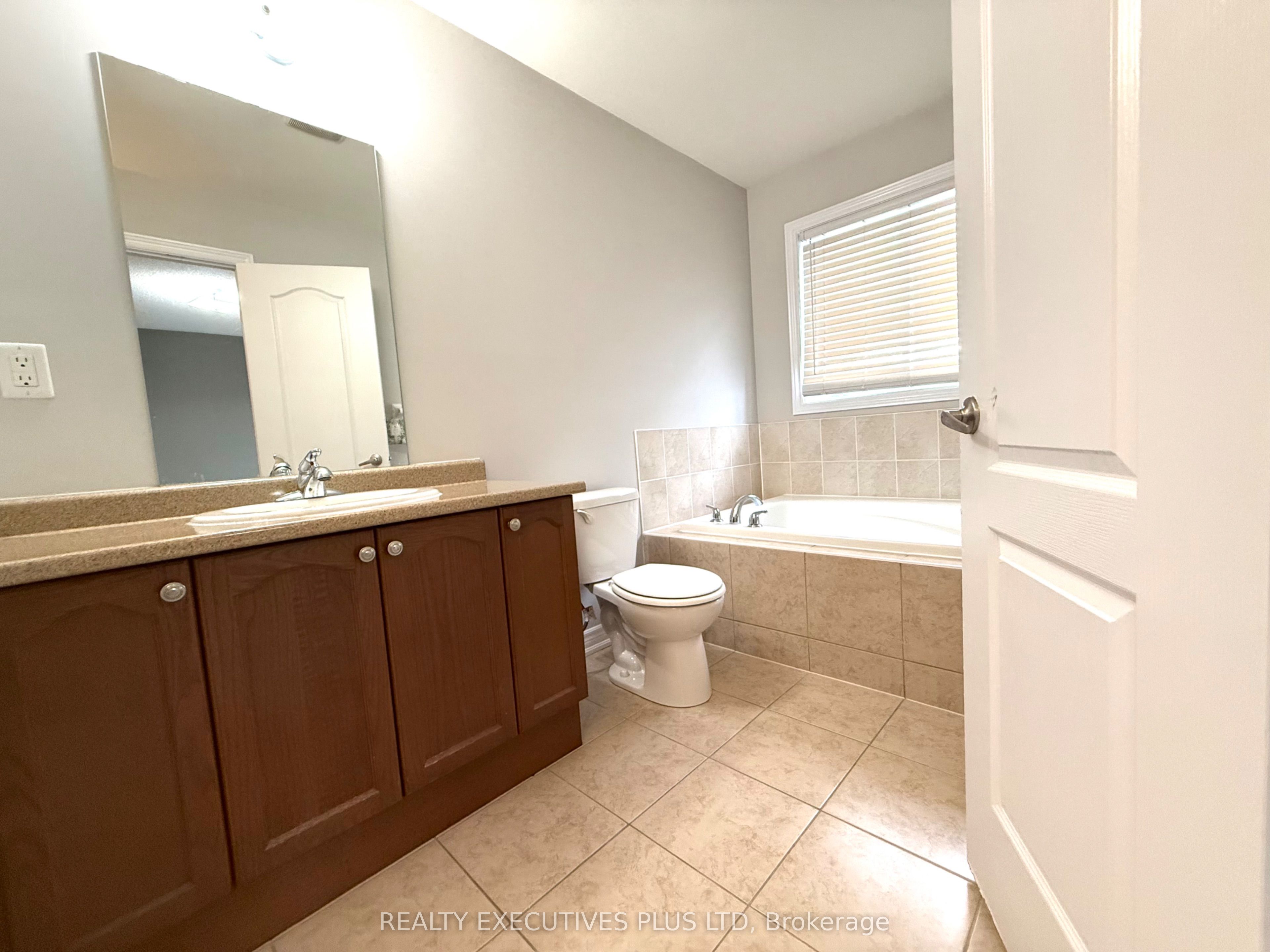 MLS #W12349273 image #22