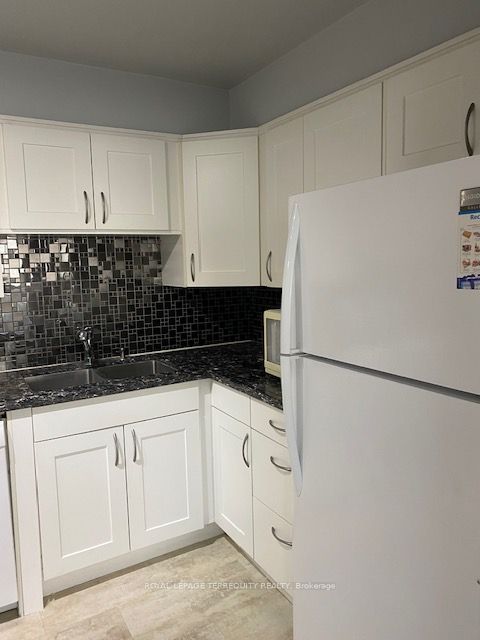 MLS #W12349281 image #12