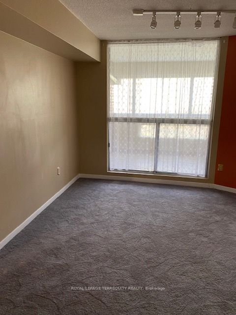 MLS #W12349281 image #15