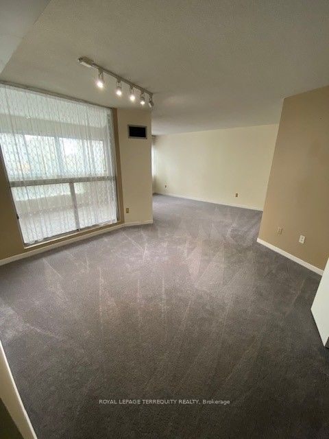 MLS #W12349281 image #16