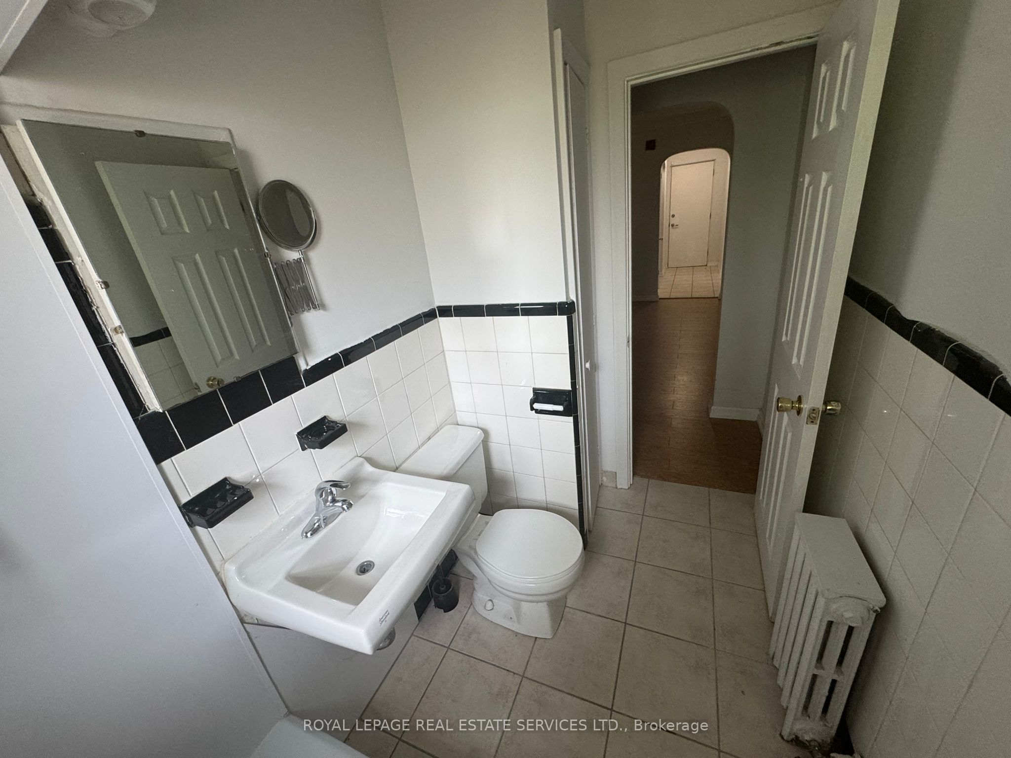 MLS #W12350044 image #4