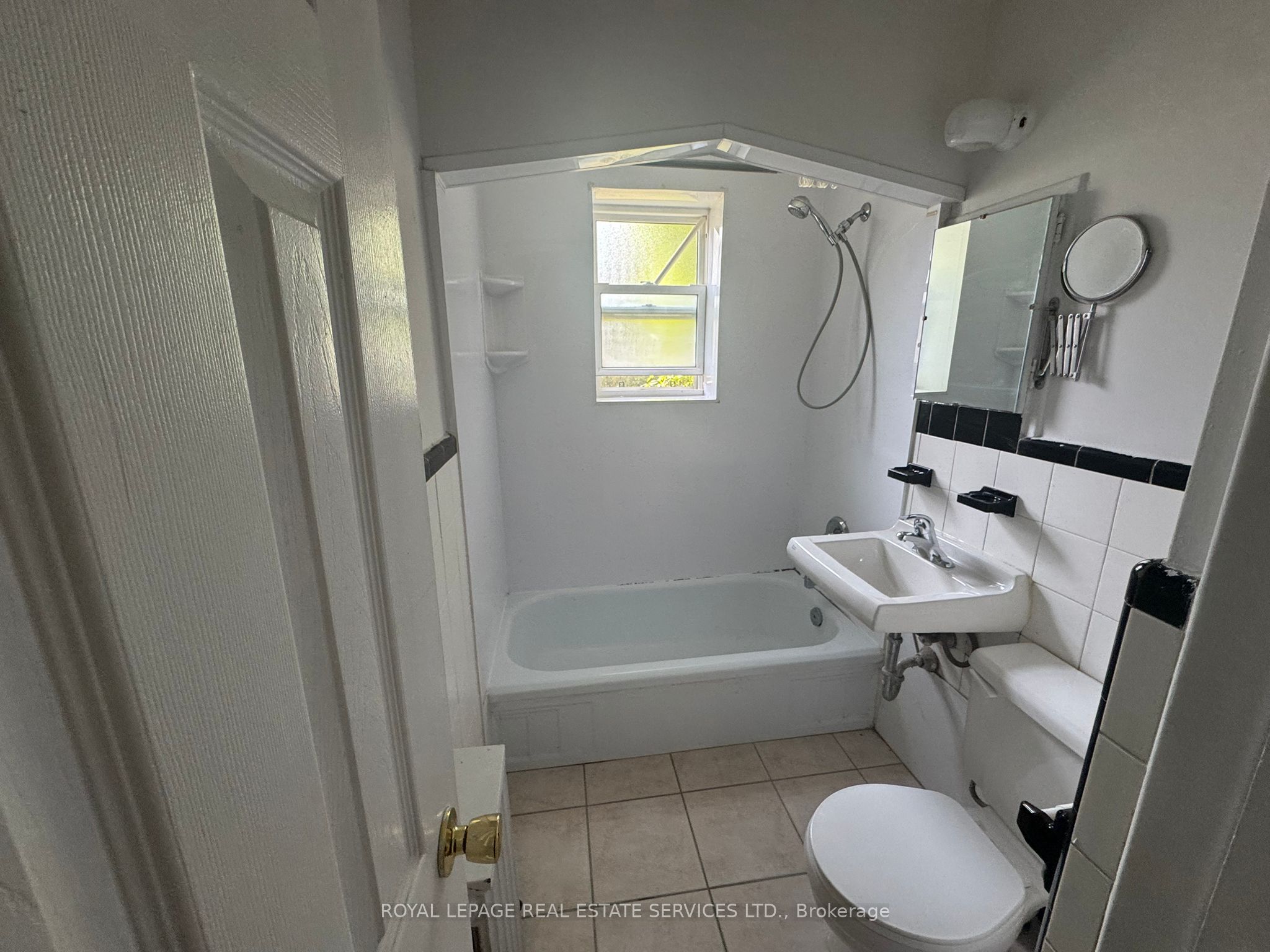 MLS #W12350044 image #5