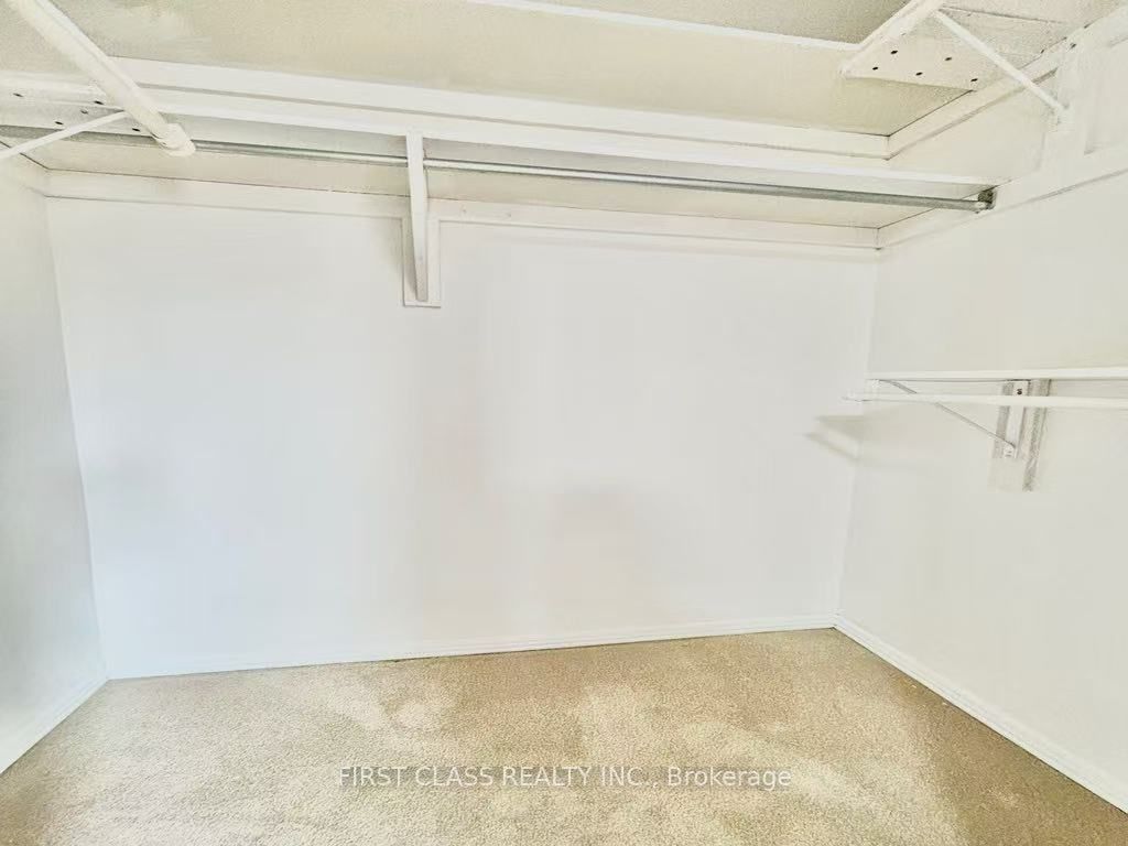 MLS #W12350151 image #11