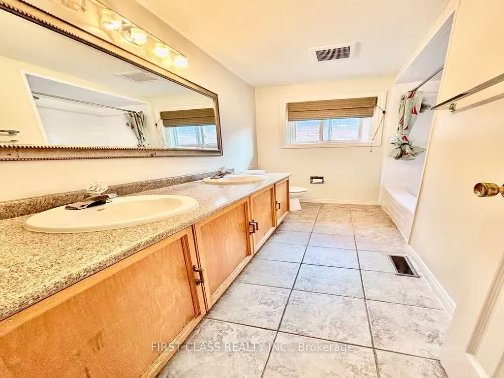 MLS #W12350151 image #14