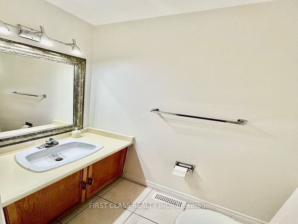 MLS #W12350151 image #8