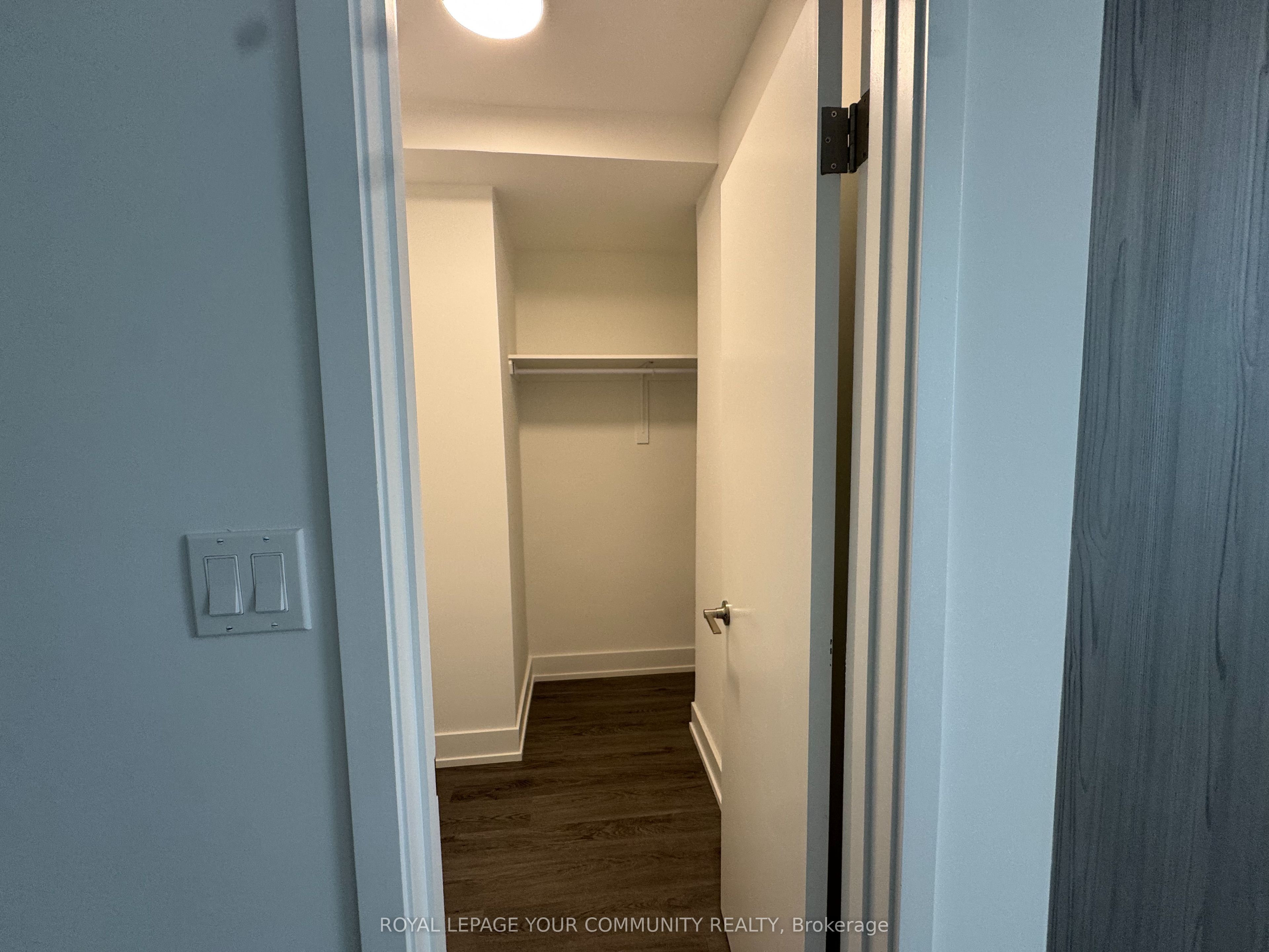 MLS #W12350580 image #8