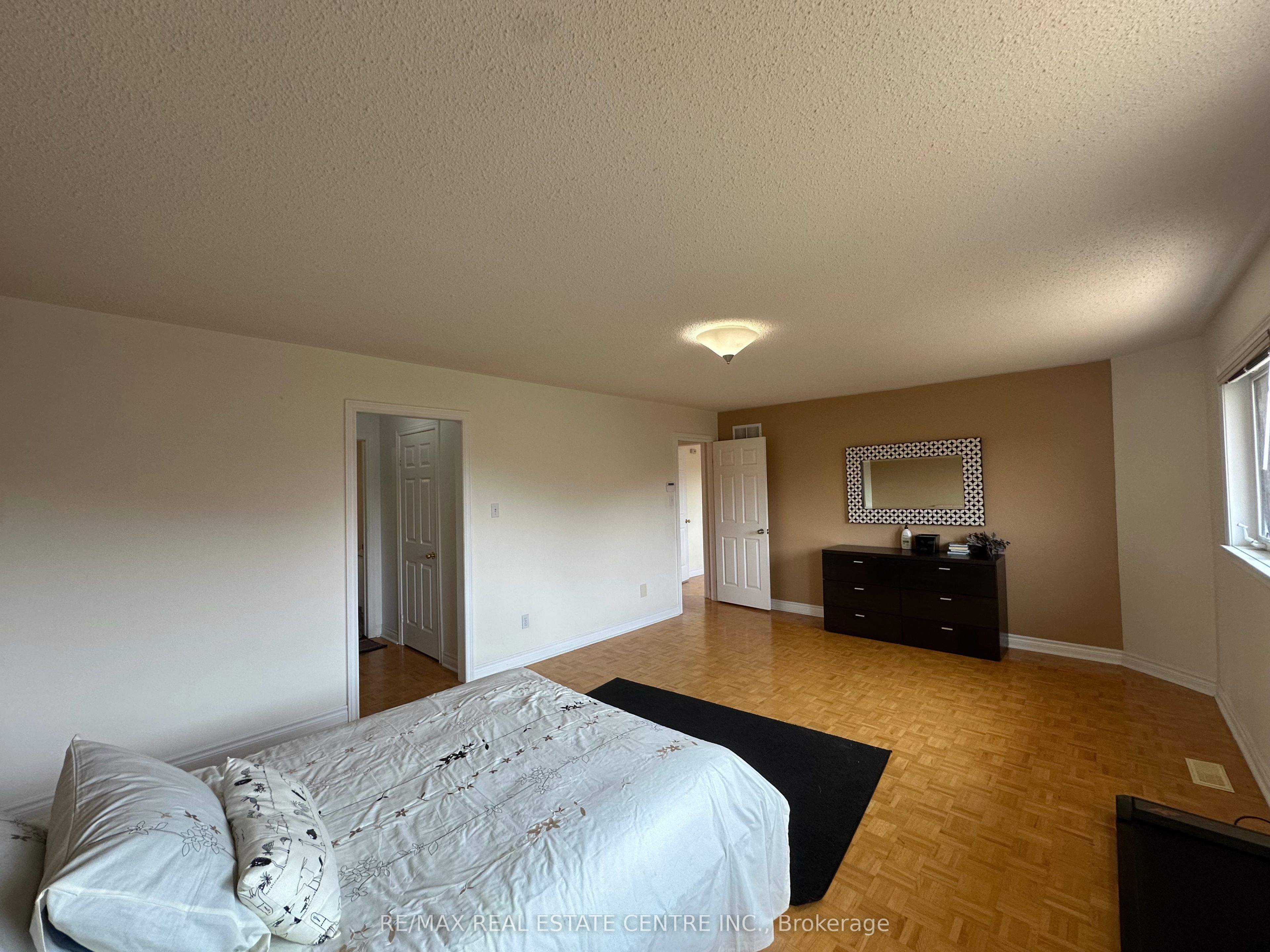 MLS #W12350696 image #12