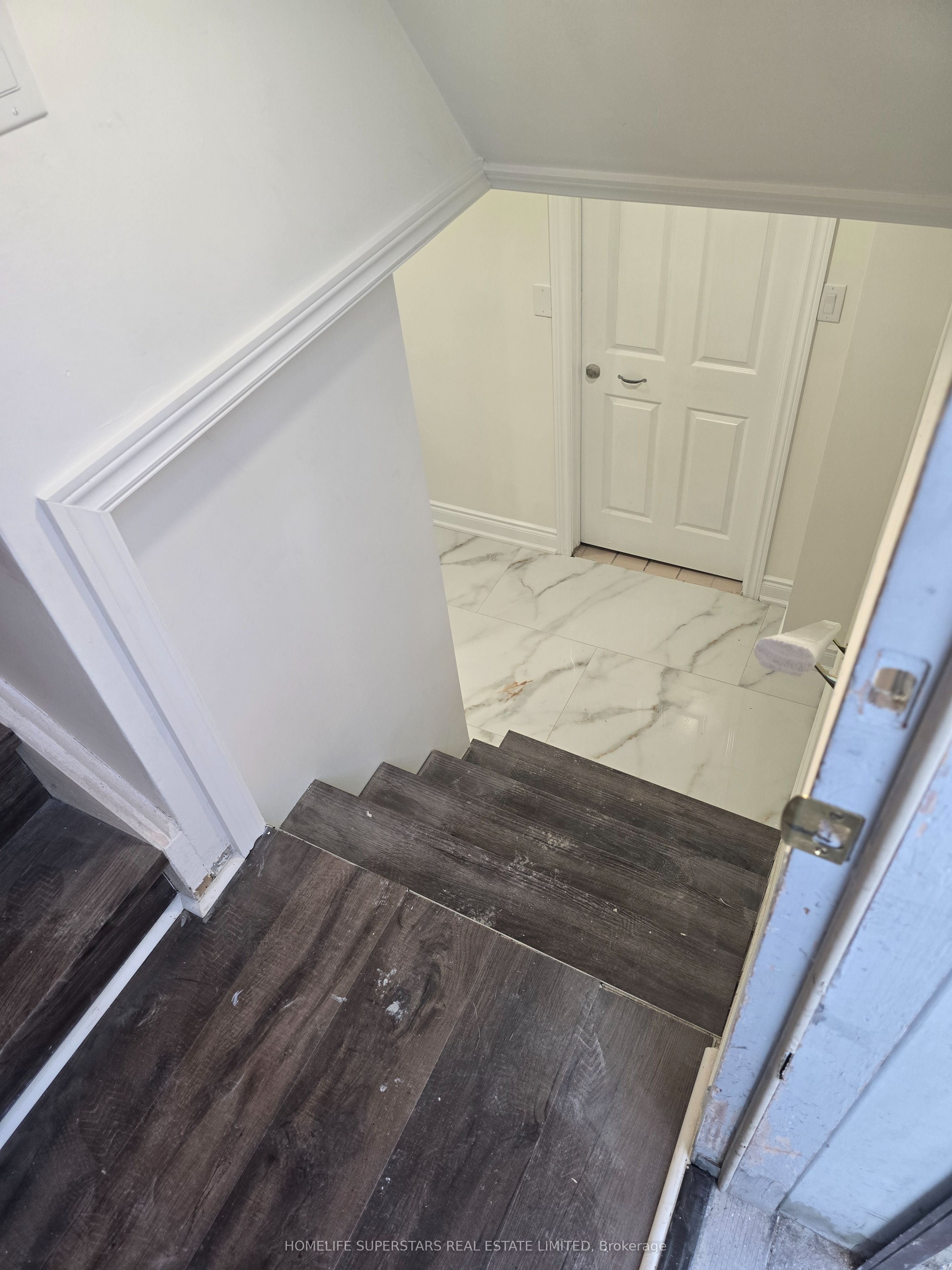 MLS #W12350759 image #2