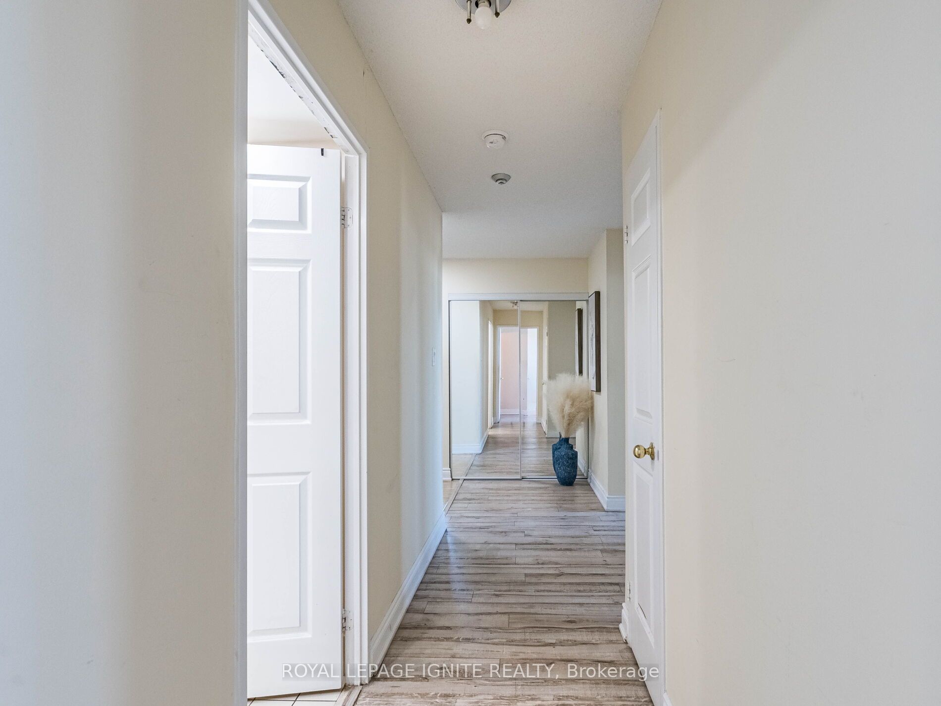 MLS #W12351271 image #10