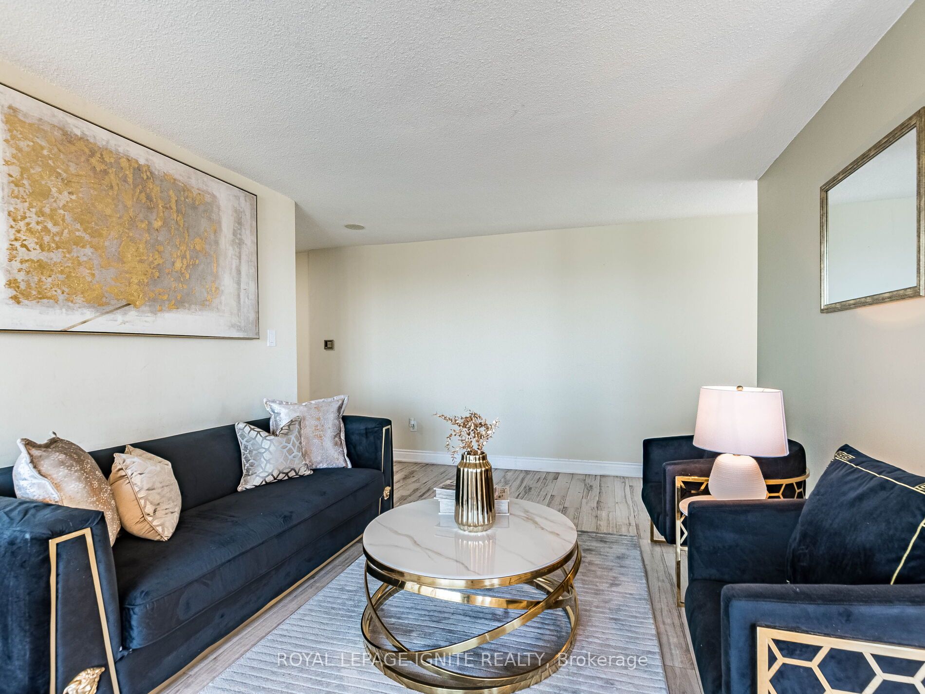 MLS #W12351271 image #16