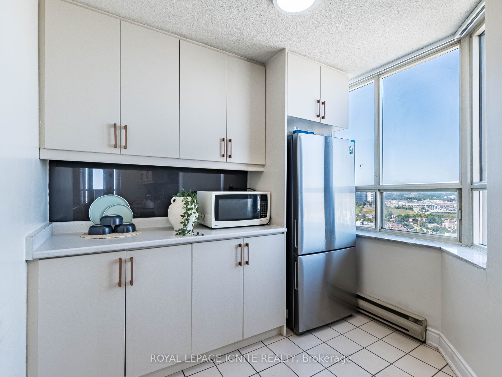 MLS #W12351271 image #23