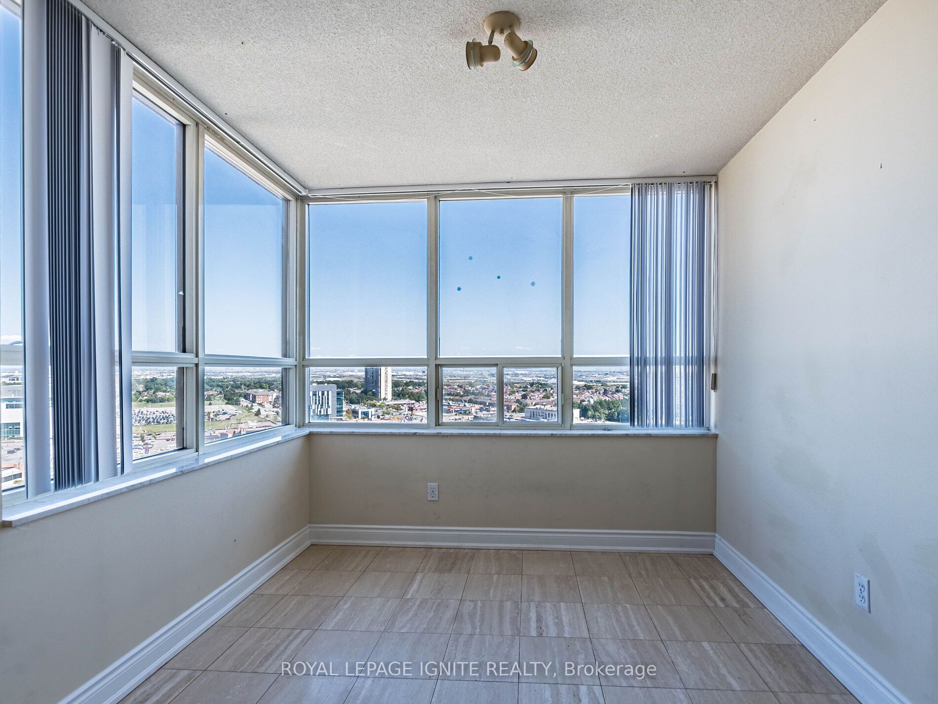 MLS #W12351271 image #25