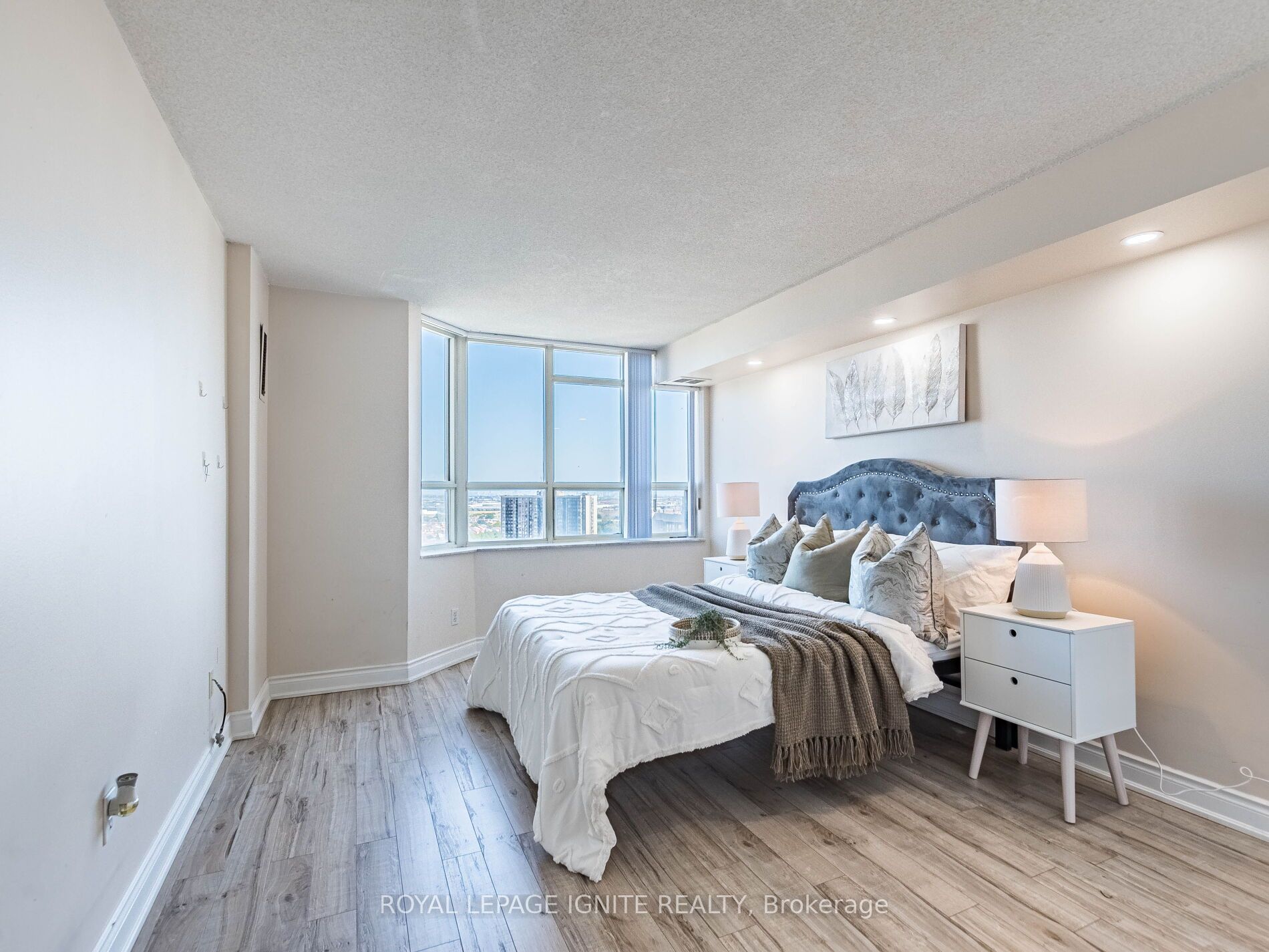 MLS #W12351271 image #26