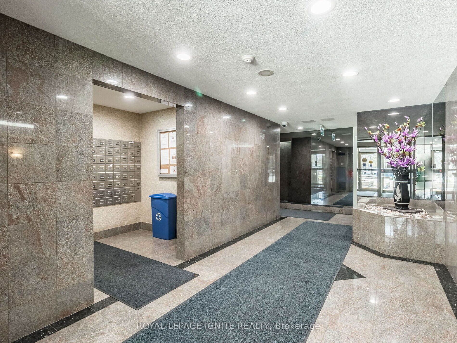 MLS #W12351271 image #3