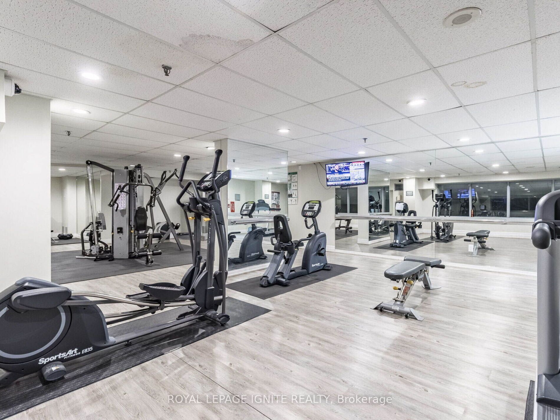 MLS #W12351271 image #40