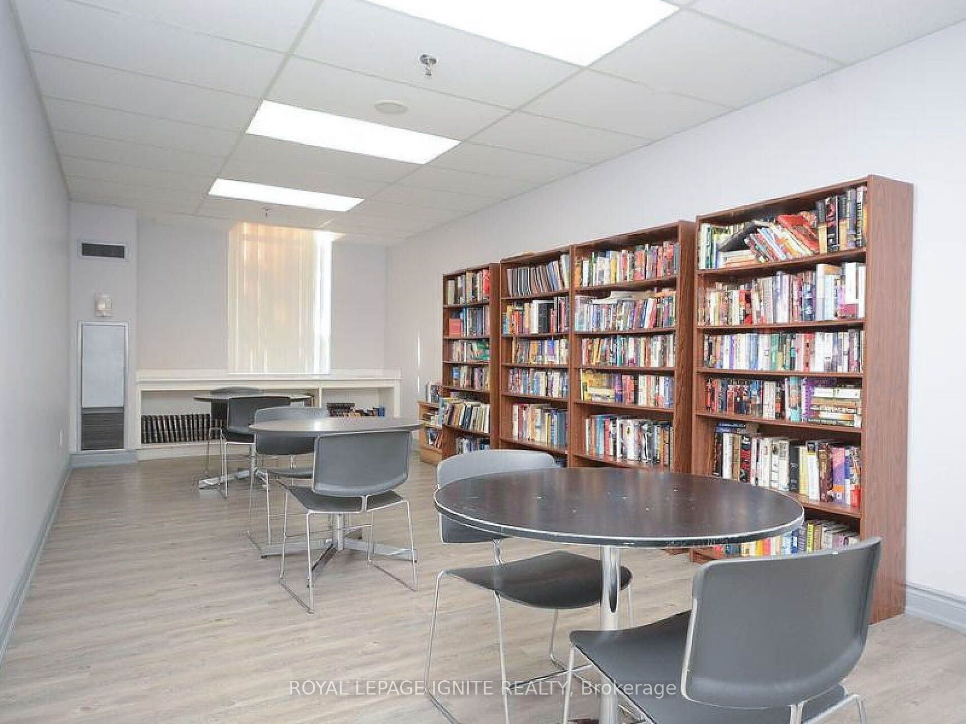 MLS #W12351271 image #44