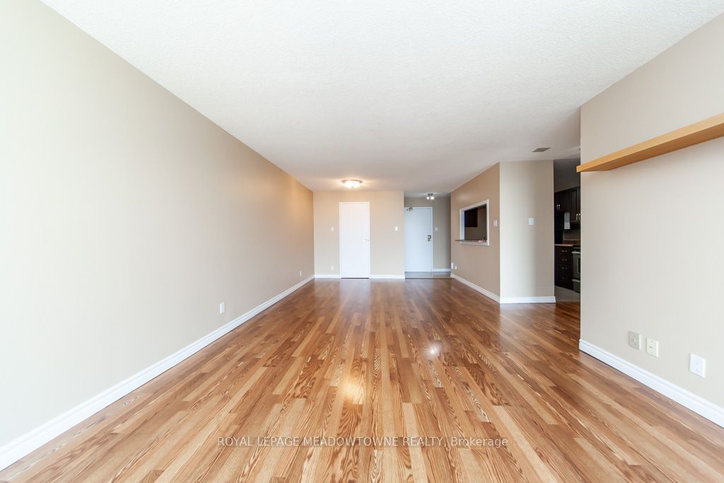 MLS #W12351475 image #16