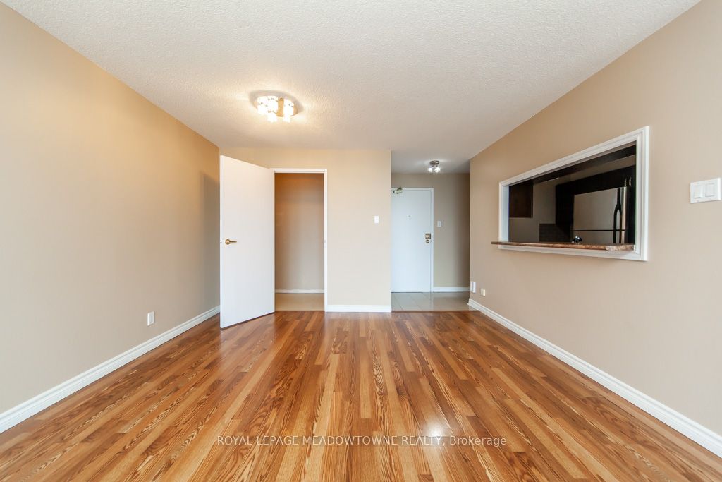 MLS #W12351475 image #19