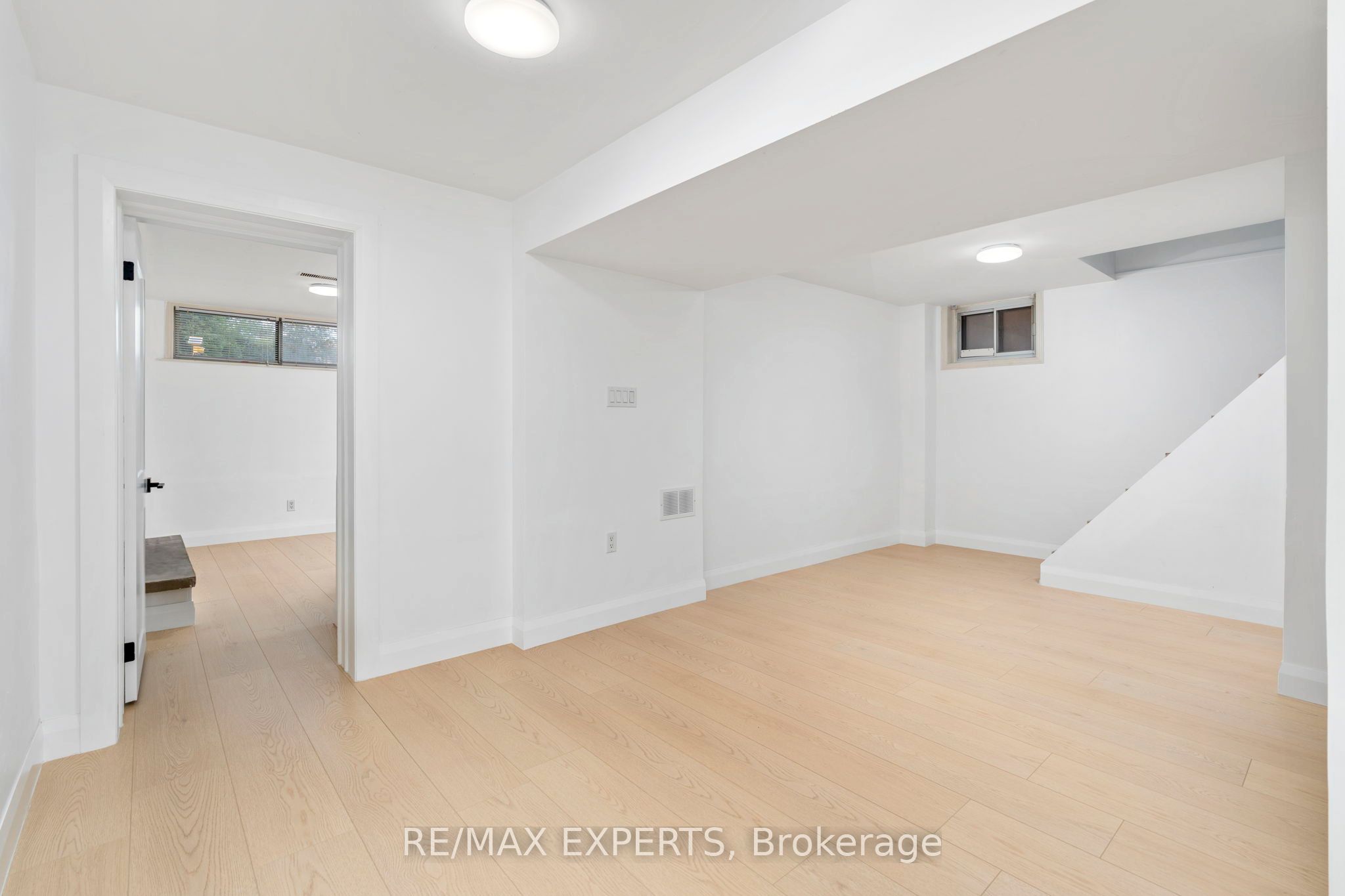 MLS #W12351559 image #4