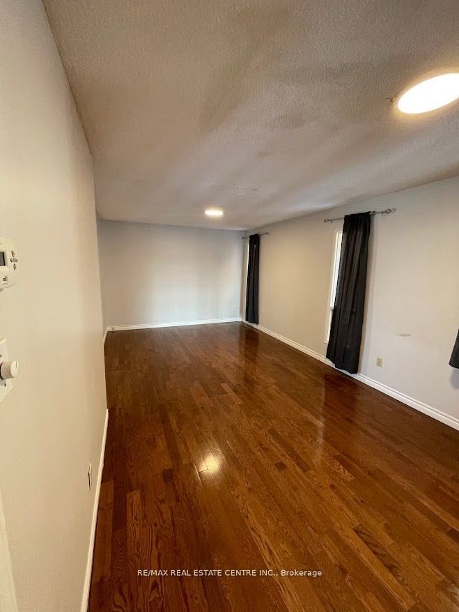 MLS #W12351612 image #4