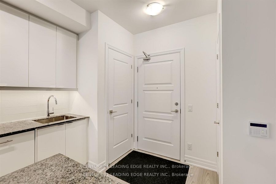 MLS #W12352727 image #16