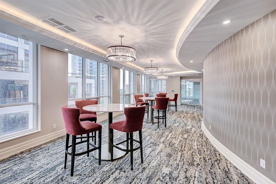 MLS #W12352727 image #8