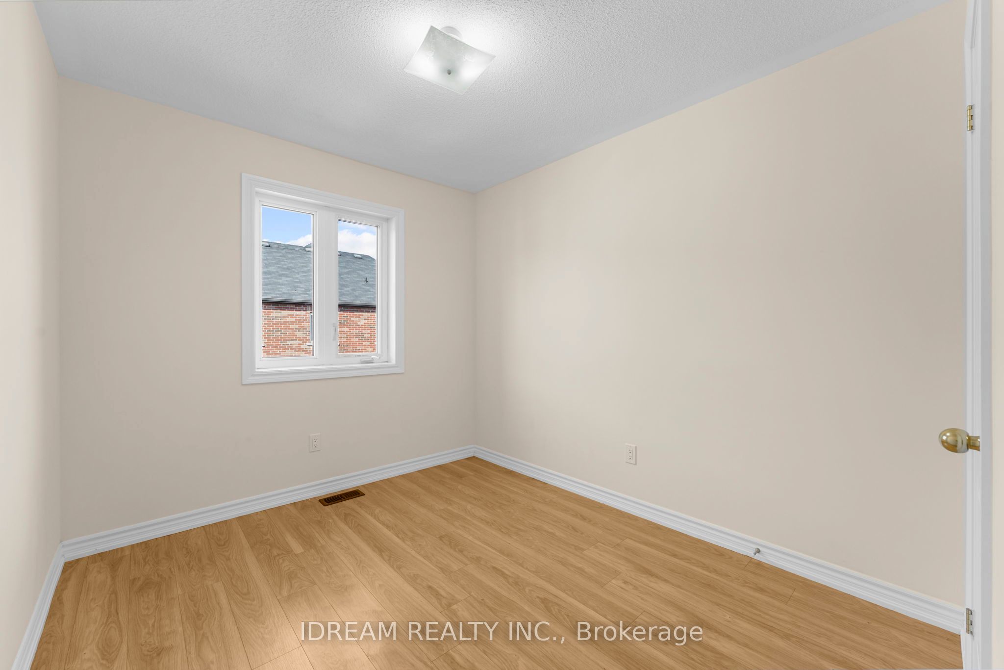 MLS #W12352912 image #23