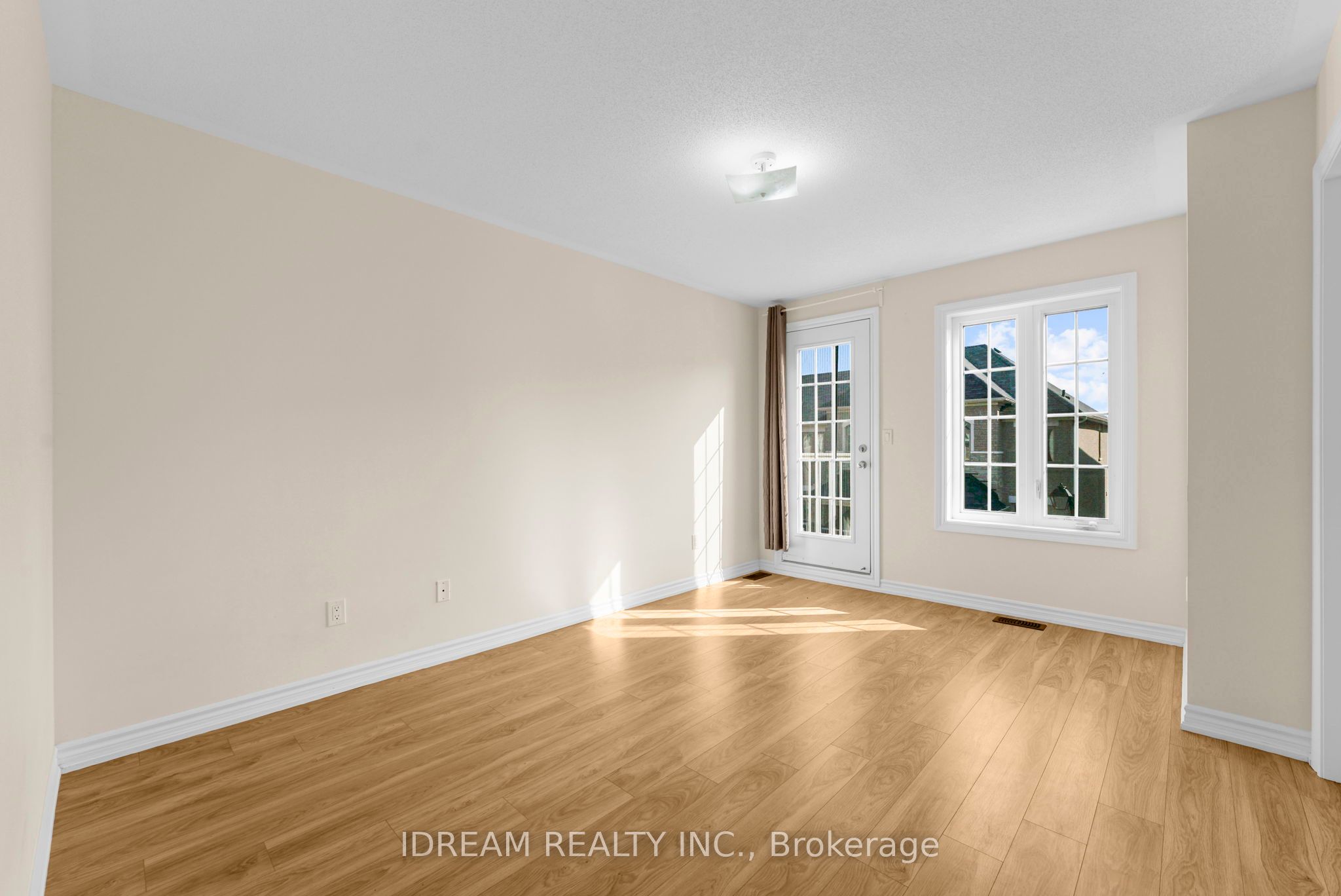 MLS #W12352912 image #27