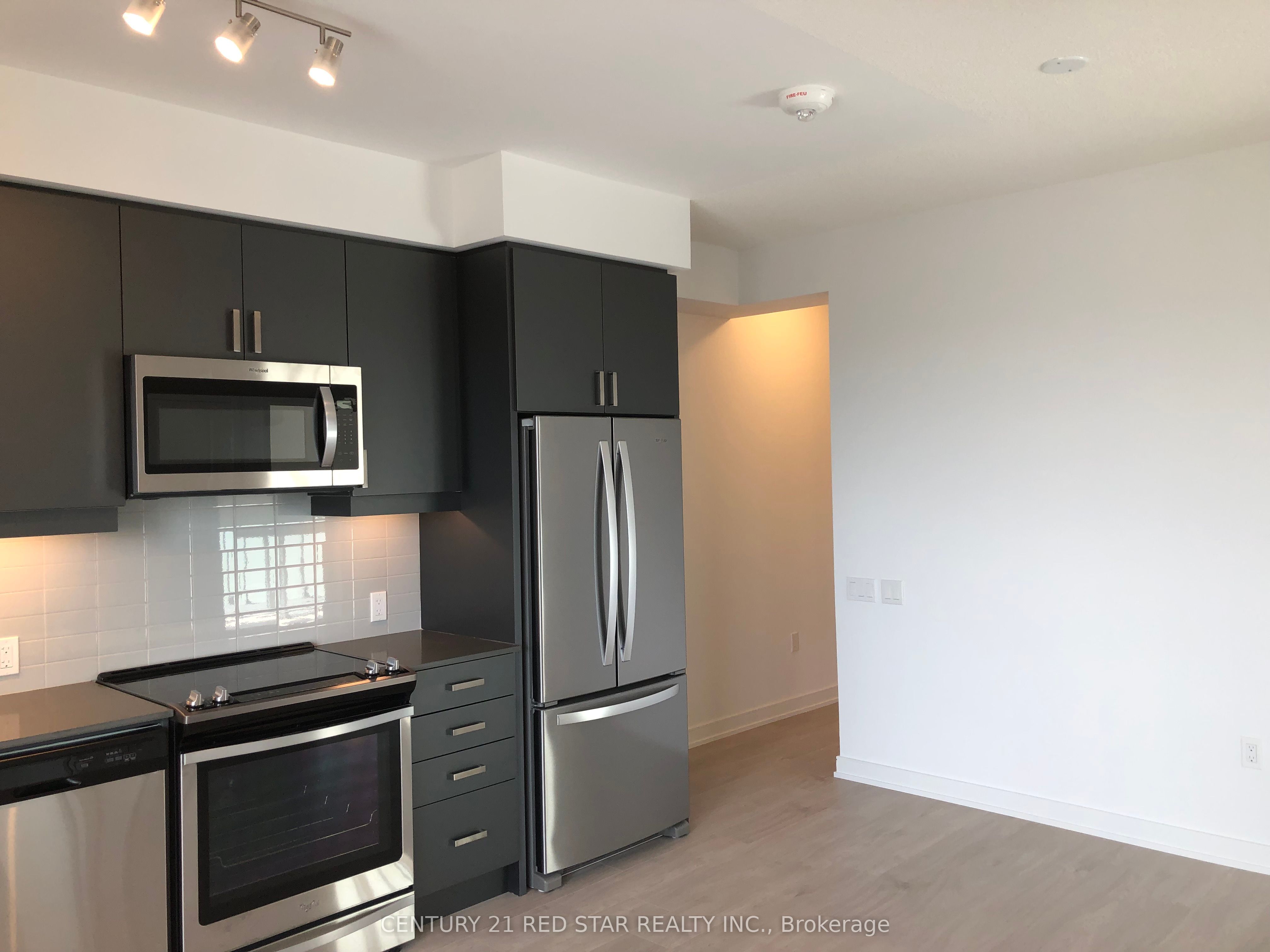 MLS #W12352992 image #6