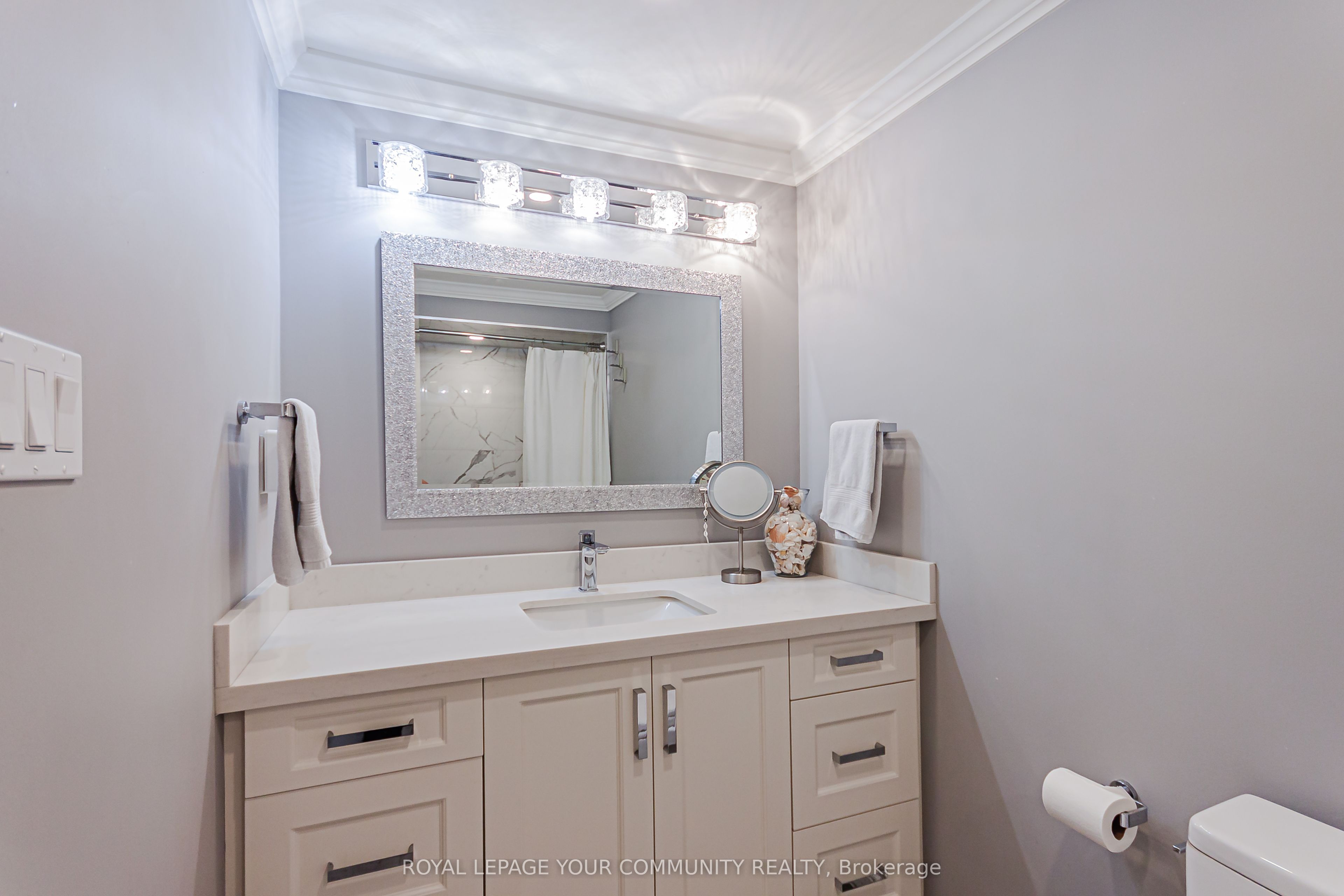 MLS #W12353212 image #14