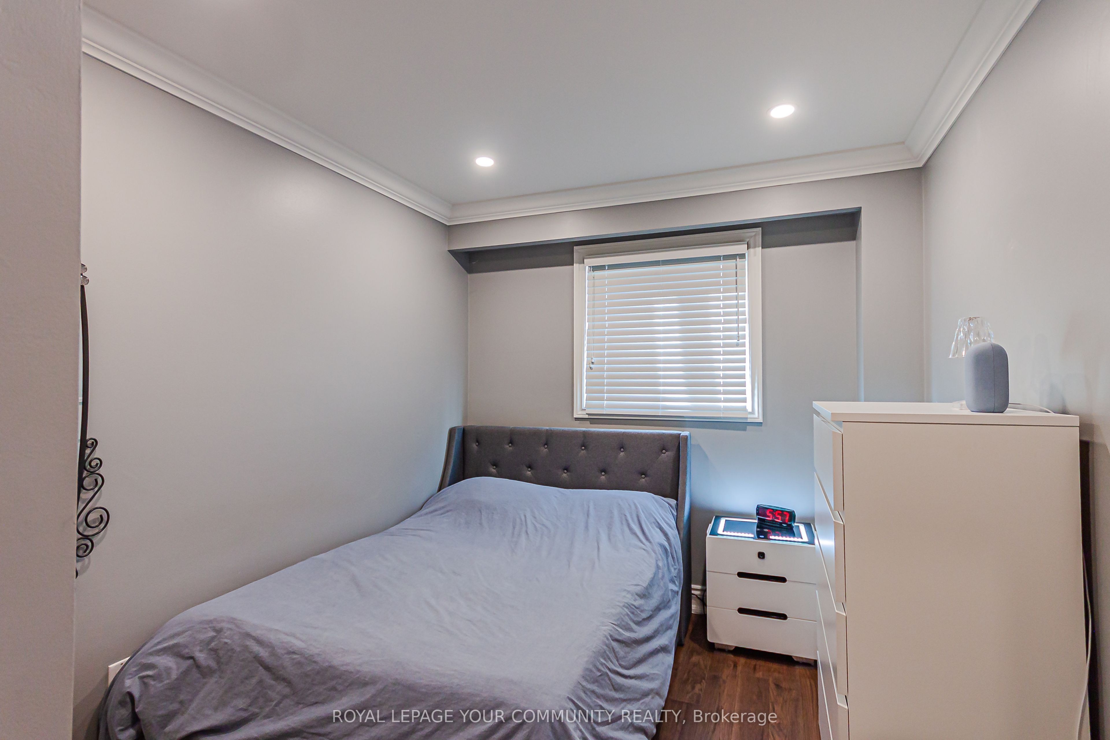 MLS #W12353212 image #18