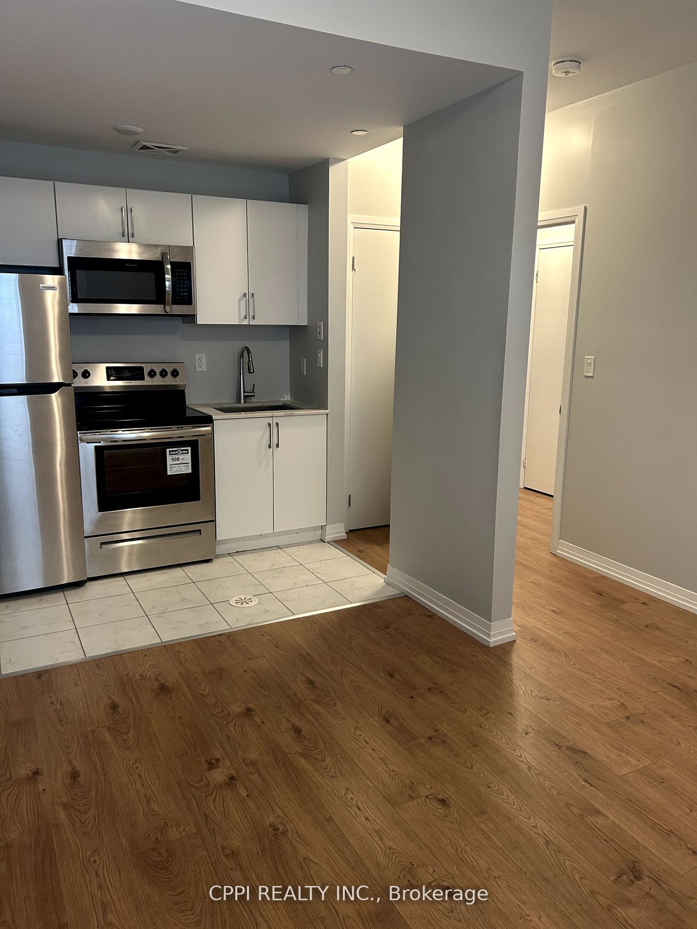 MLS #W12353614 image #2