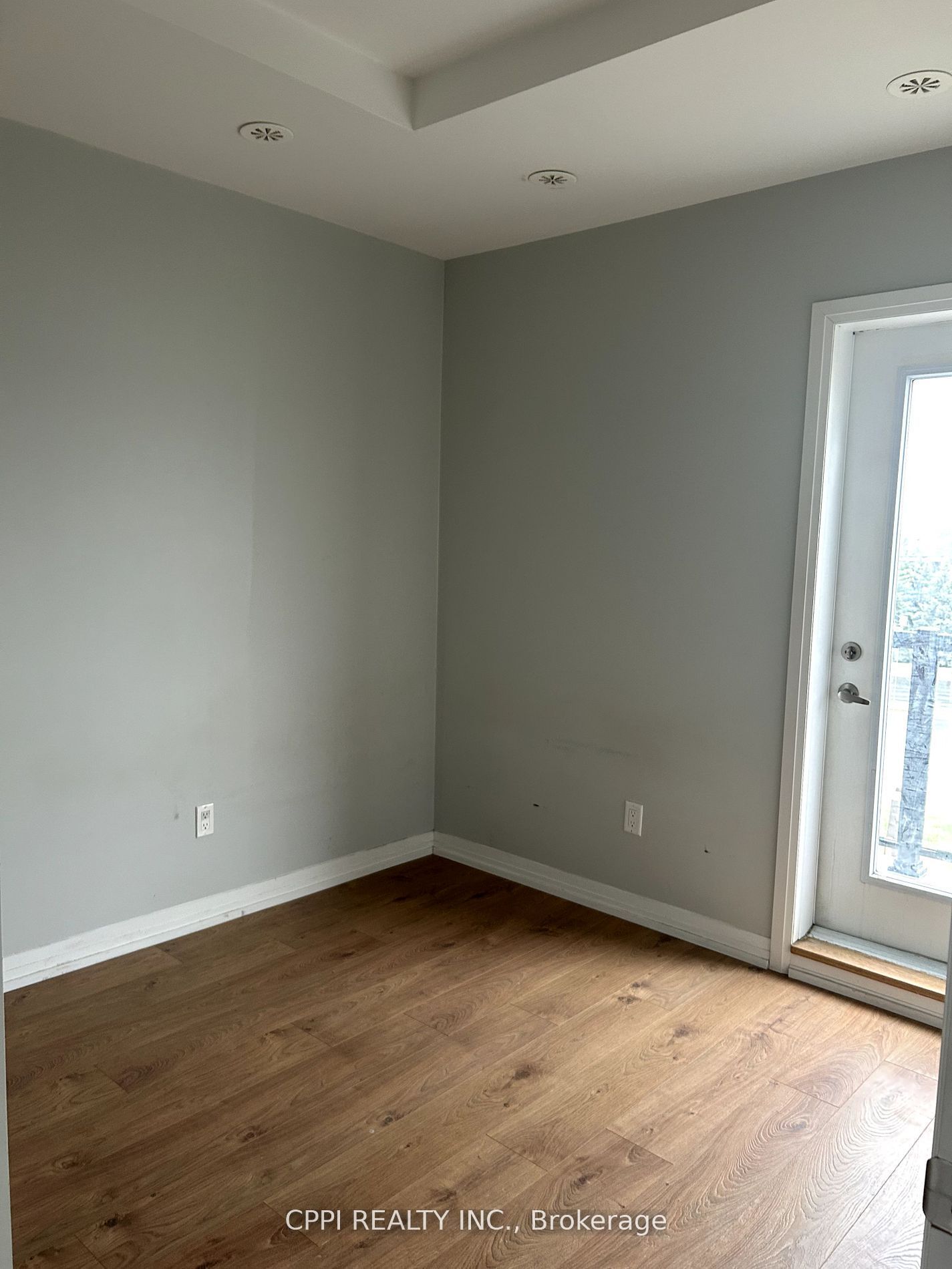 MLS #W12353614 image #7