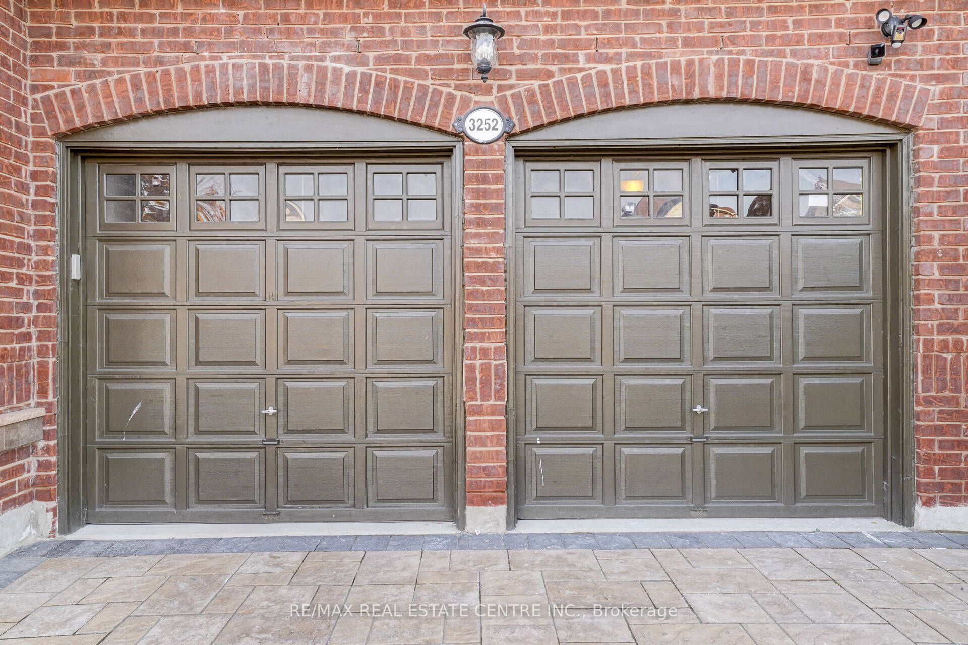 MLS #W12354861 image #3