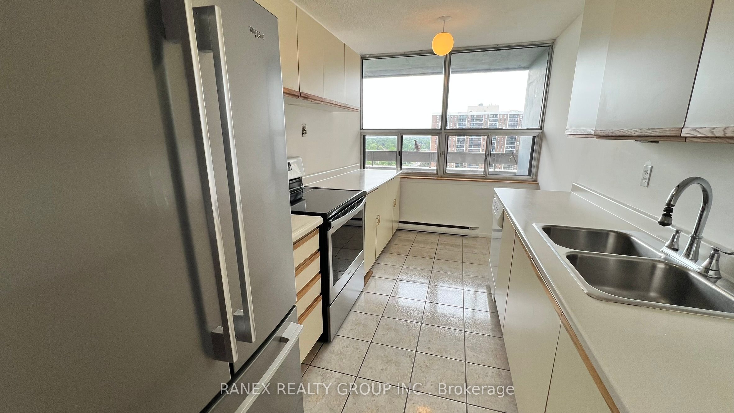 MLS #W12354862 image #10