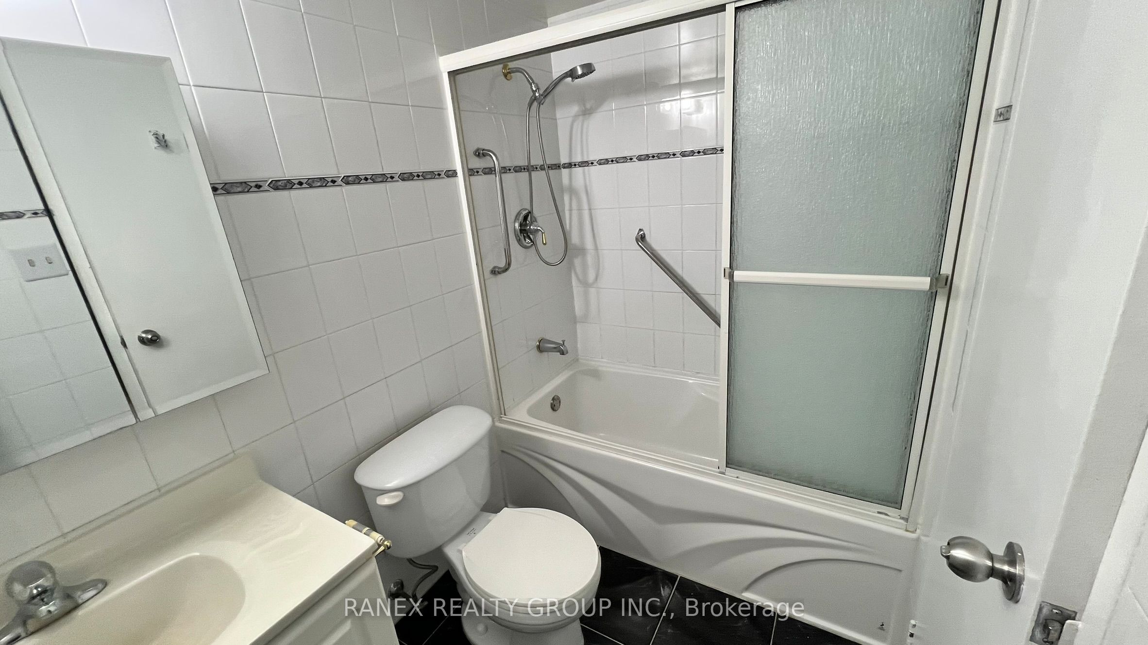 MLS #W12354862 image #16