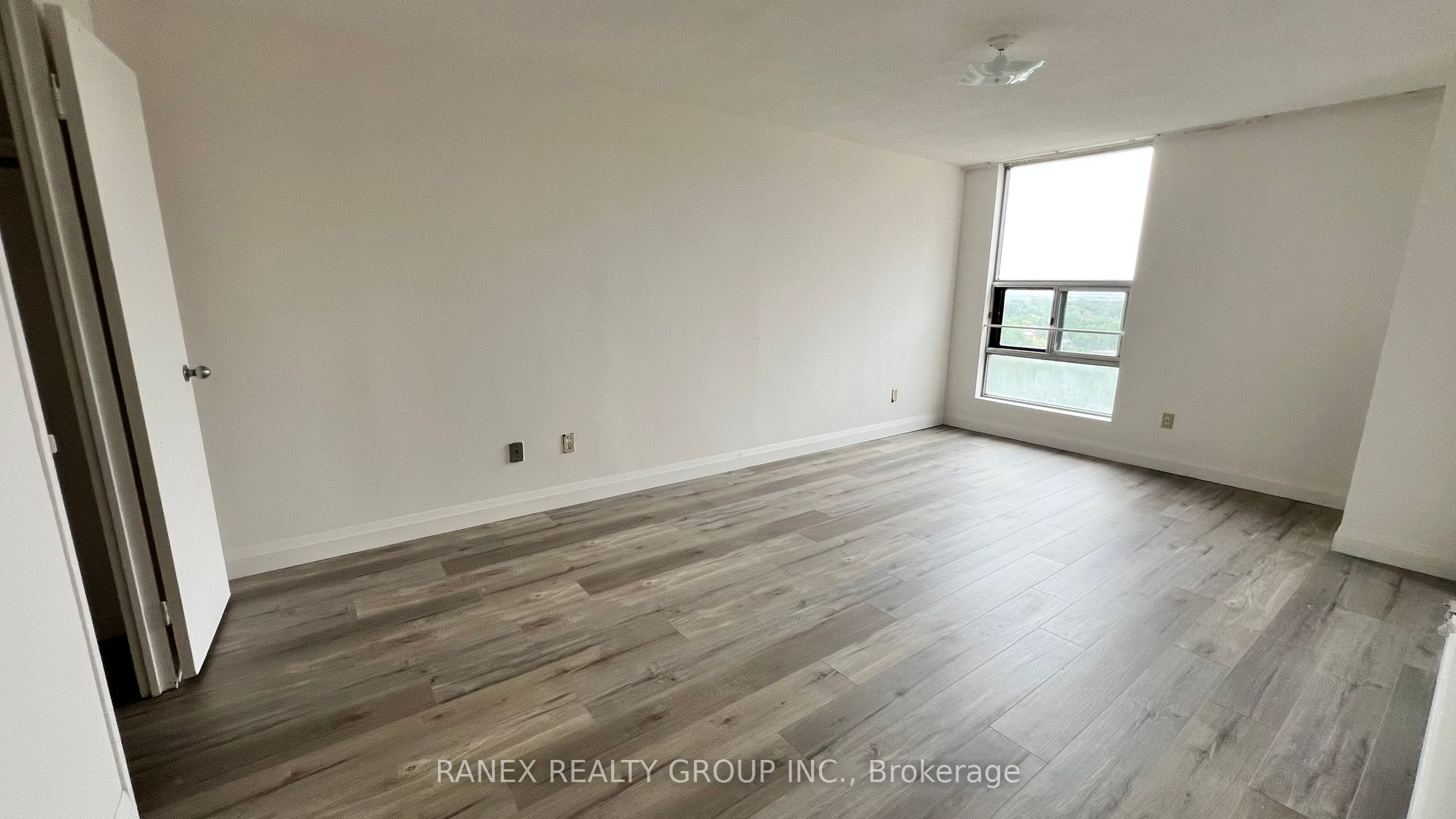 MLS #W12354862 image #17