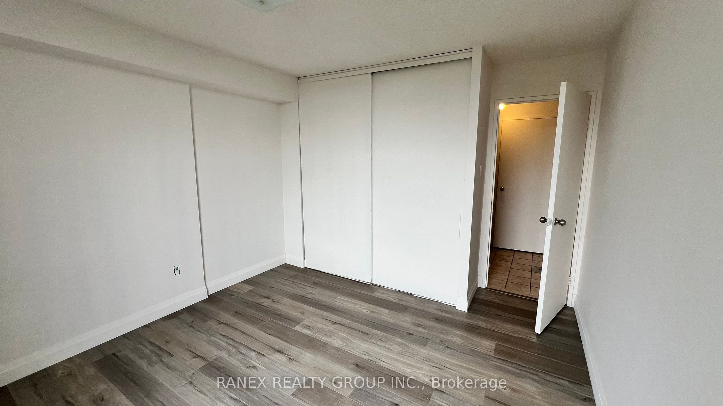 MLS #W12354862 image #22