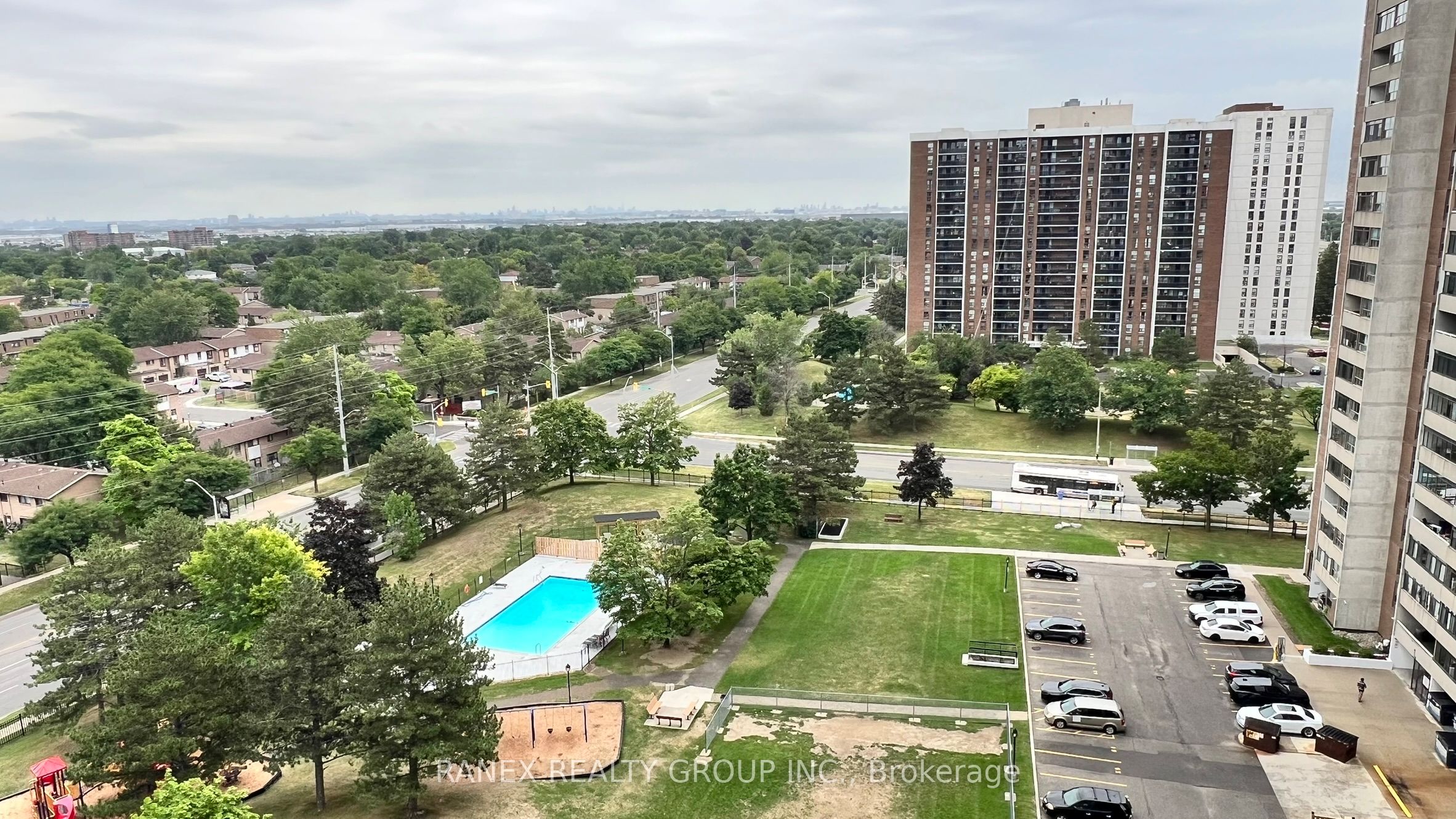 MLS #W12354862 image #8