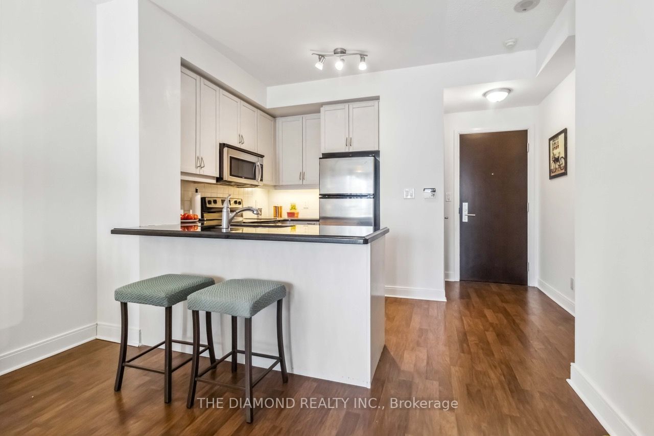 MLS #W12354902 image #11