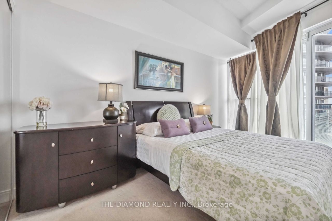 MLS #W12354902 image #17