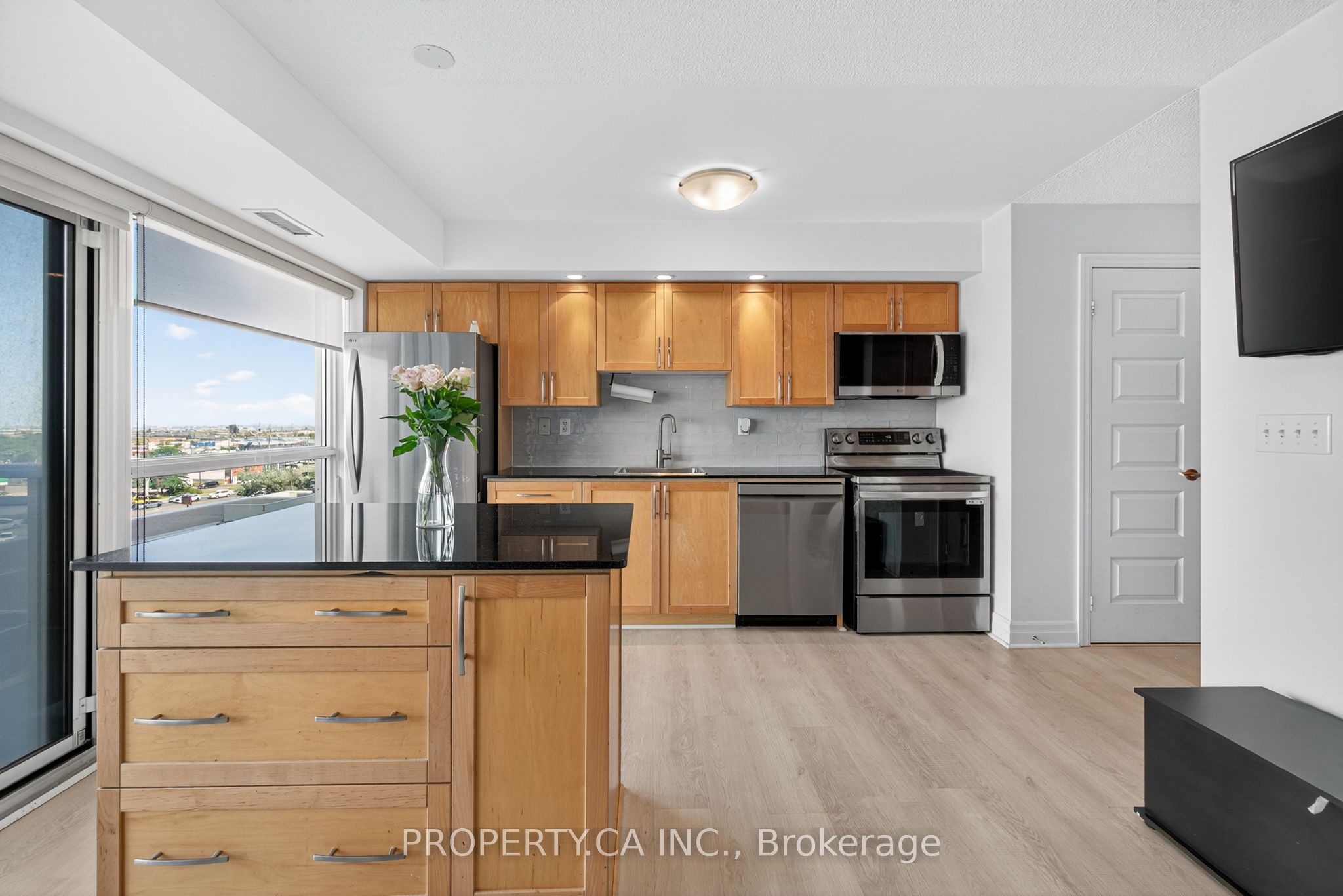 MLS #W12355639 image #10