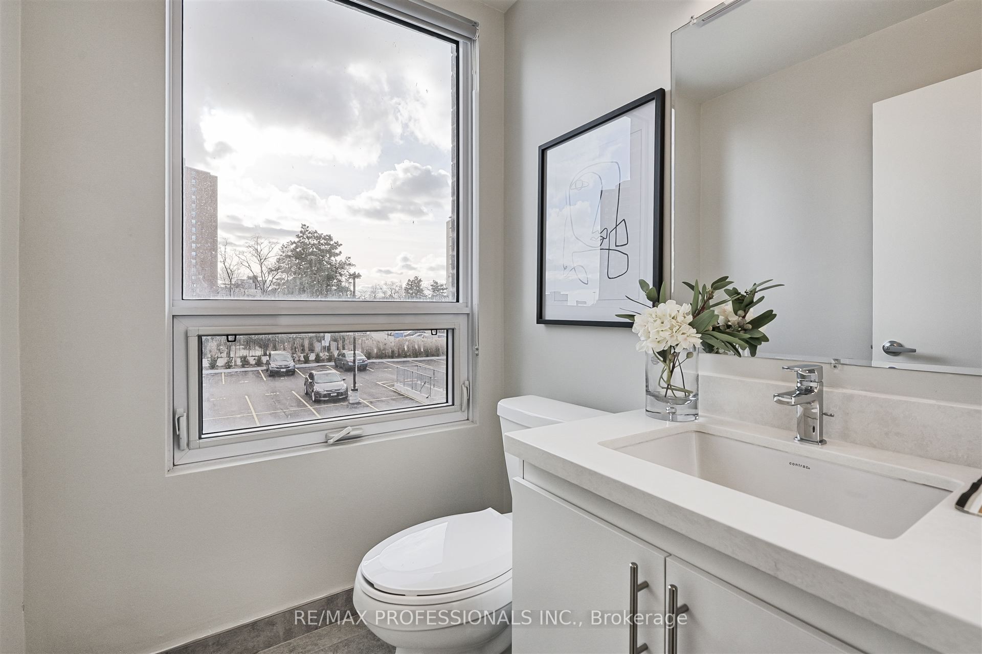 MLS #W12356119 image #8