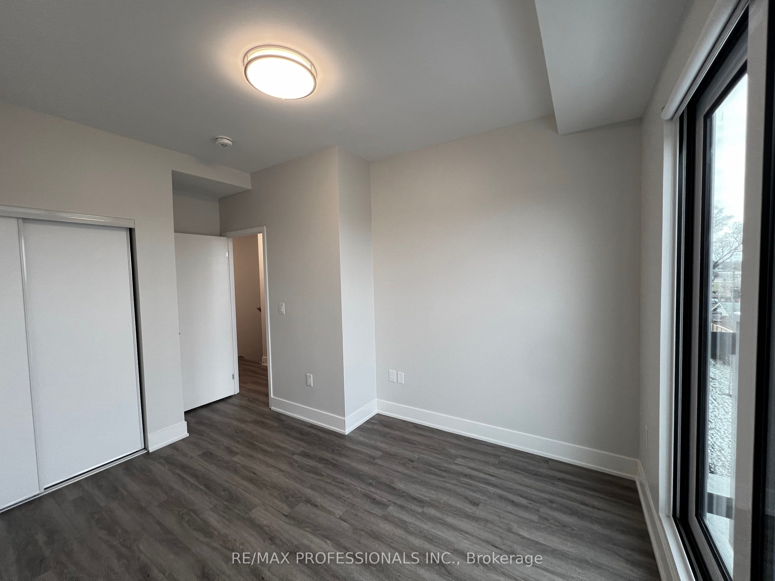 MLS #W12356185 image #16