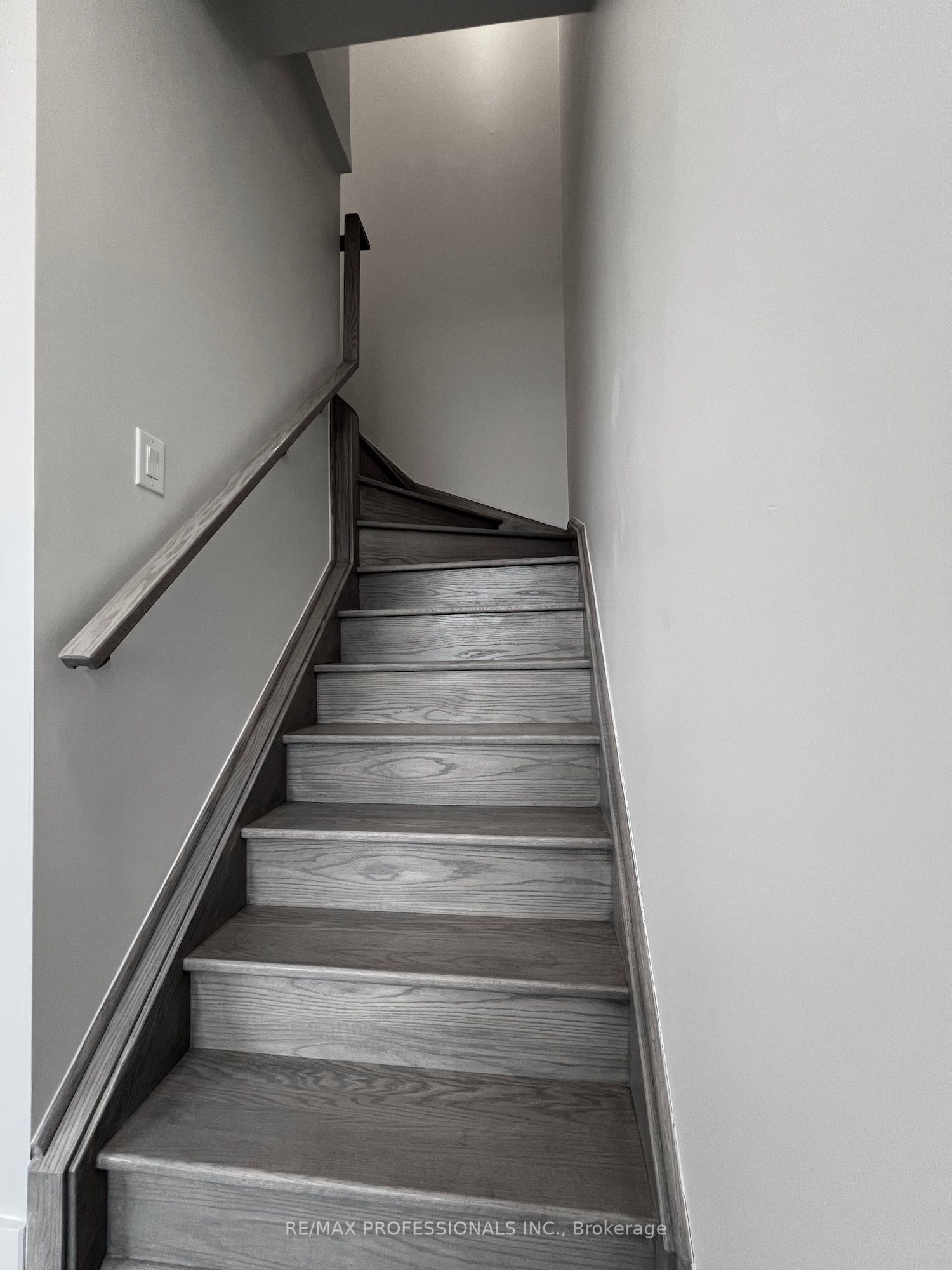 MLS #W12356190 image #9