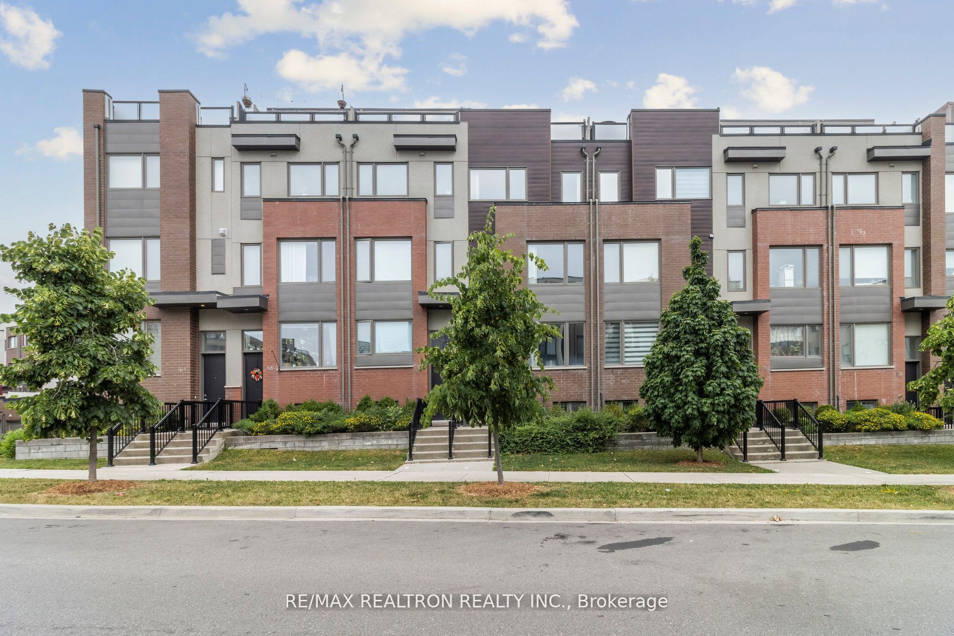 MLS #W12356635 image #1