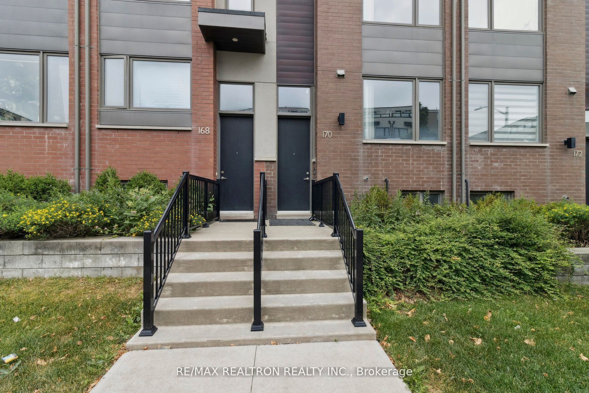 MLS #W12356635 image #2