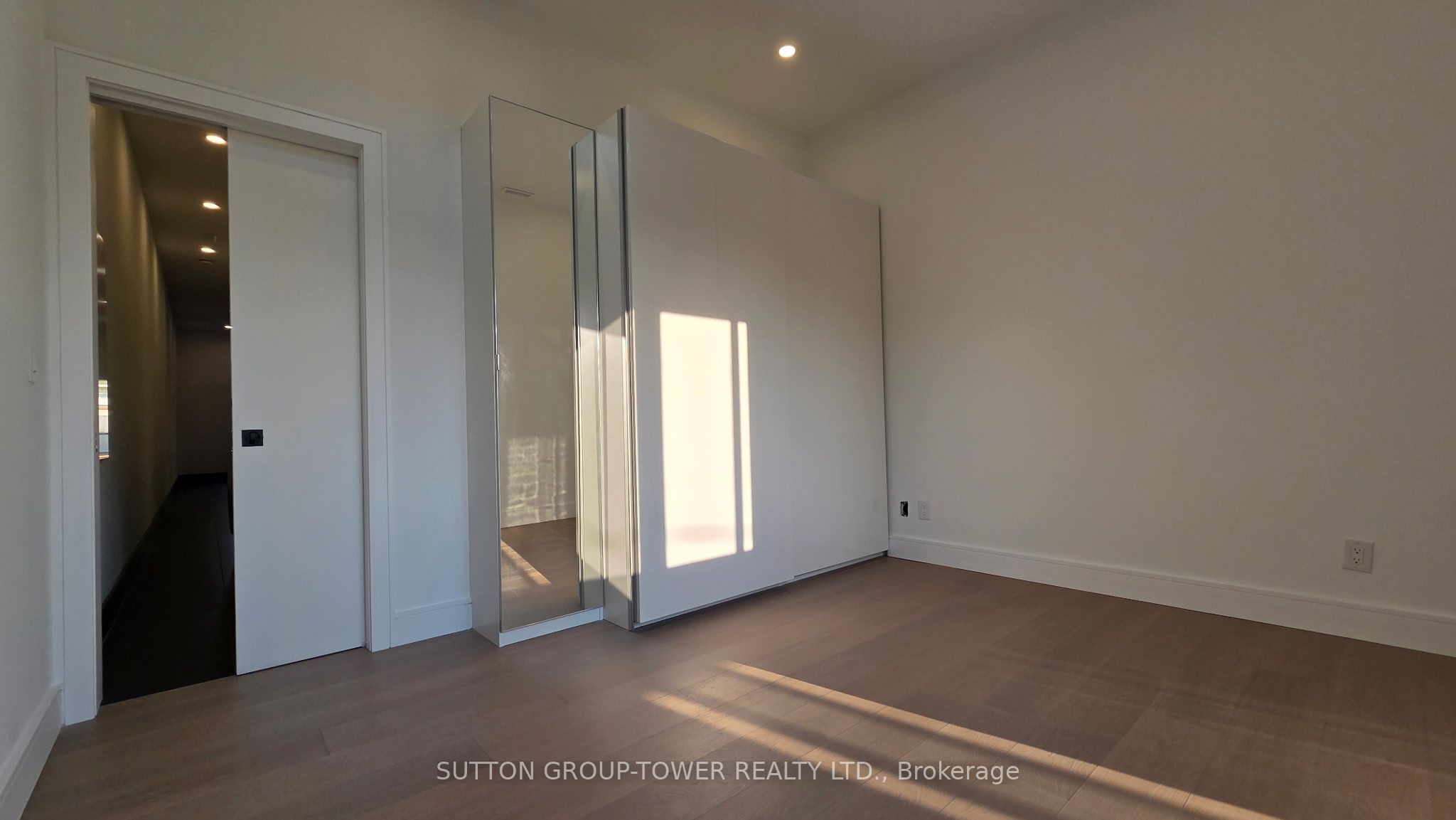 MLS #W12357952 image #10