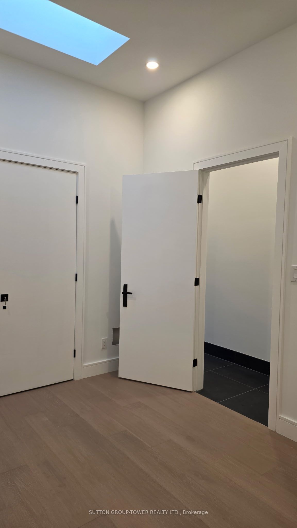 MLS #W12357952 image #9