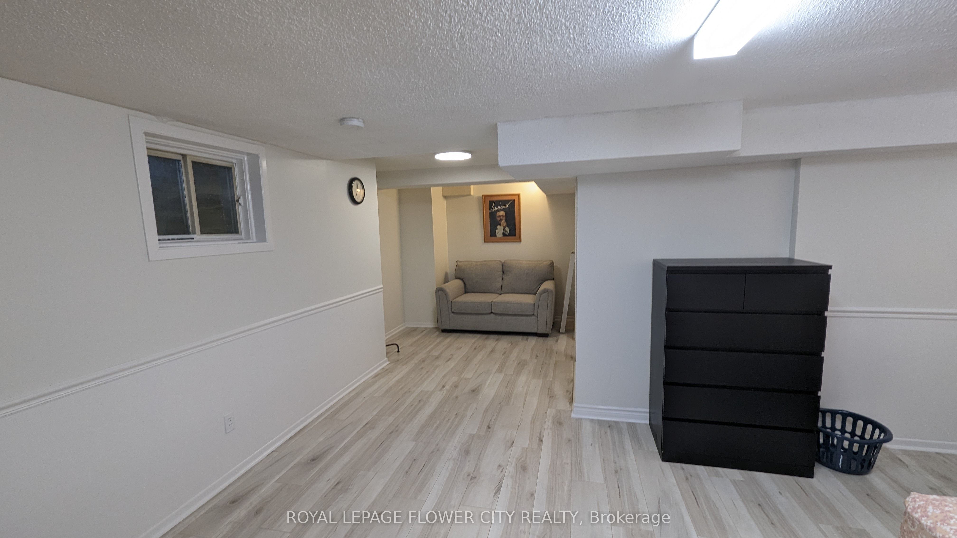 MLS #W12358061 image #9